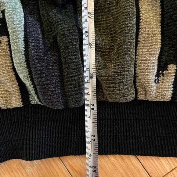 Sears Men's Zigzag Crewneck Sweater - Black, Green, Blue - Picture 4 of 4